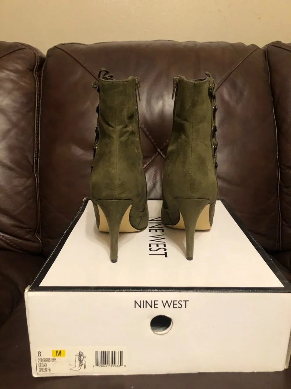 Nine West Gesao Olive Green Faux Suede Lace-Up Heeled Ankle Booties Size 8